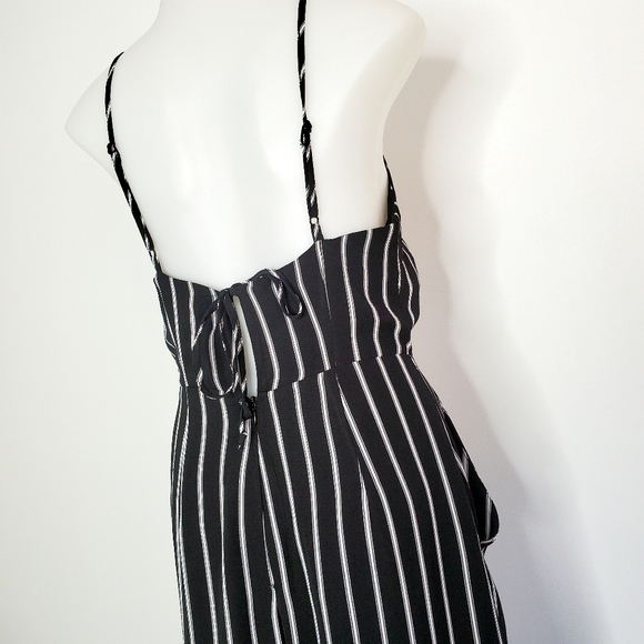 ASTR | Culotte Jumpsuit Suit Black / White Striped Small - Picture 7 of 11